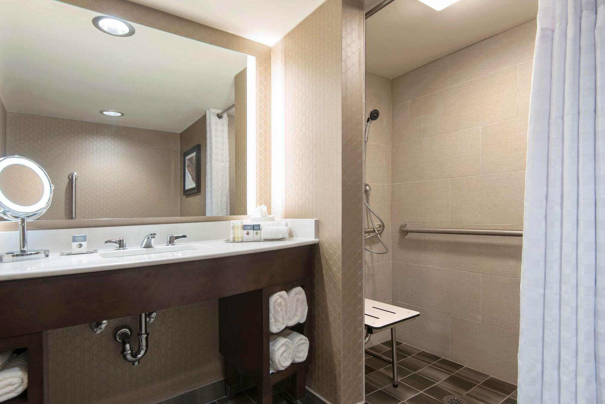 Doubletree By Hilton Schenectady Hotel Luaran gambar
